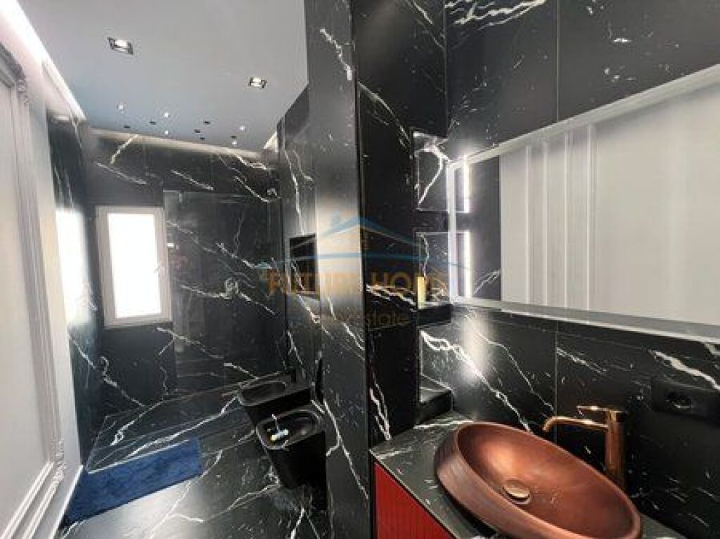 Shitet, Apartament 1+1, Lake Land Residence, Farkë