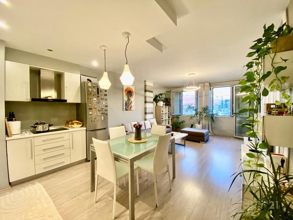 WE SELL 2+1 APARTMENT + PARKING SPACE NEAR THE DRY LAKE