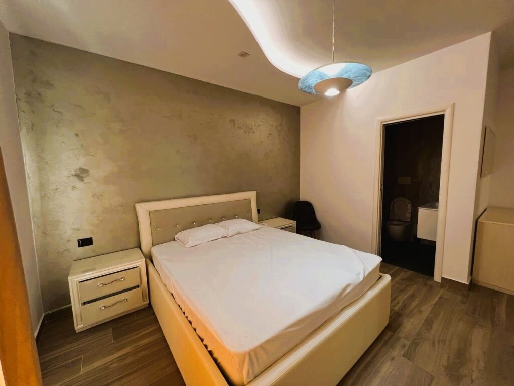 🏡Apartament 2+1 me qira+kopsht🌿PRANË TEG-ut 🏡