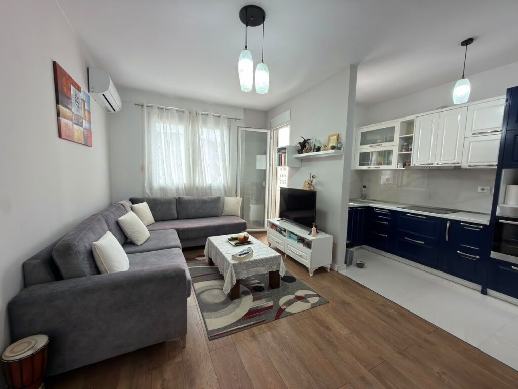 Apartament 1+1 Ne Shitje, Prane Shkolles Mihal Grameno