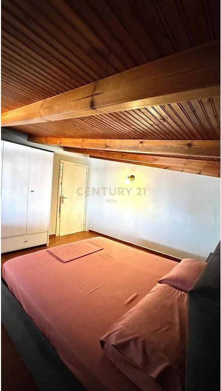 Jepet me qira apartament 3+1+2 tualete tek Vilat Gjermane!