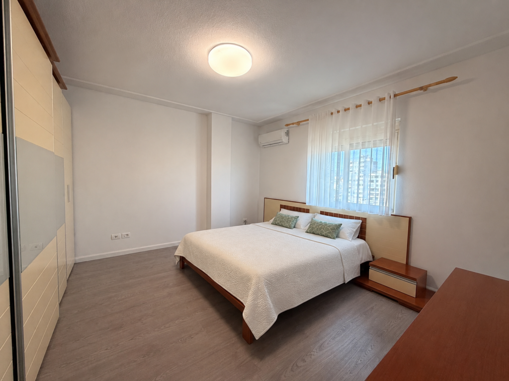 Apartament 3+1+2 – Bashkia Durrës - Qender