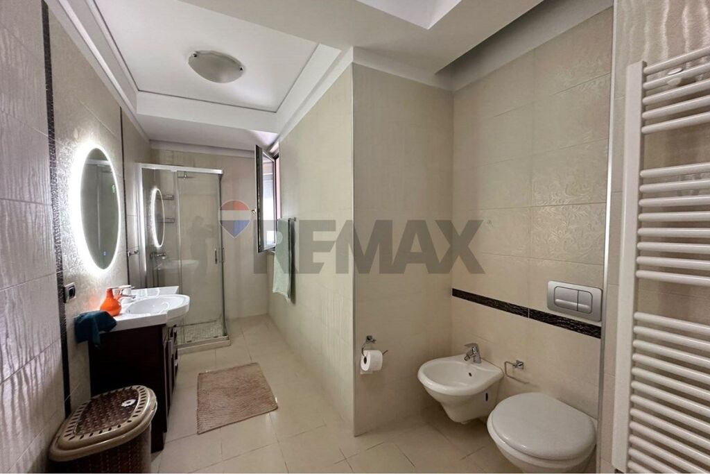Apartment 2+1+2+Parking for rent Blloku