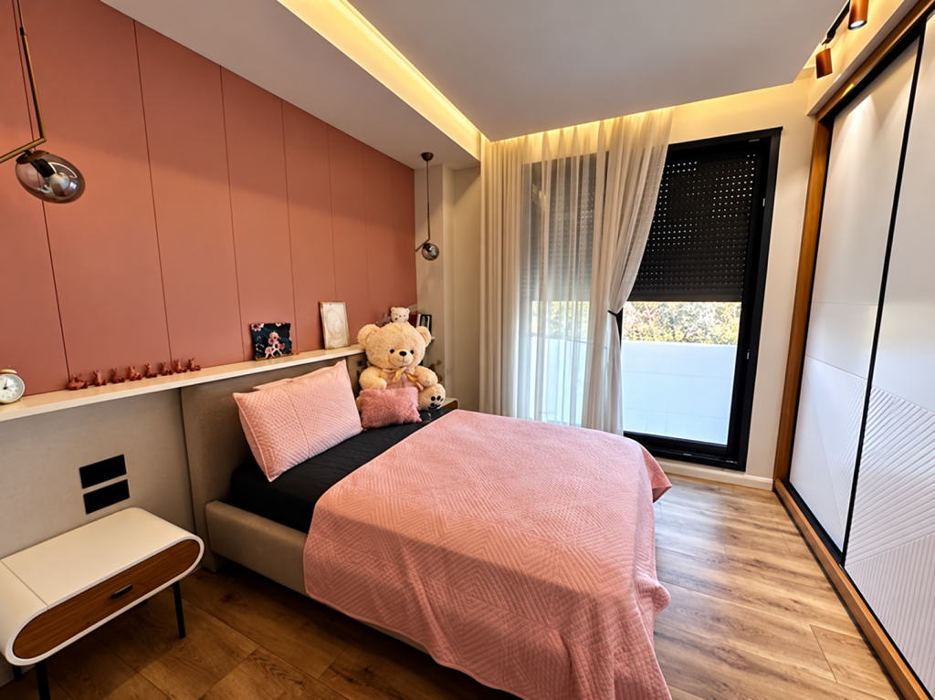 Affitto, Appartamento 3+1+2+Posto Auto, Sofia Hill Residence, Tirana.