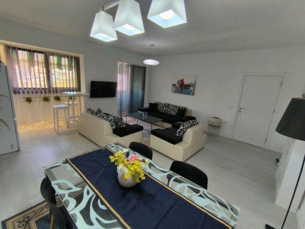 Qera,Apartament 2+1,Piazza Qender