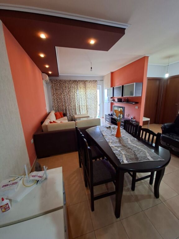 In affitto 2+1+1 CAMPO DI AVIAZIONE 700€