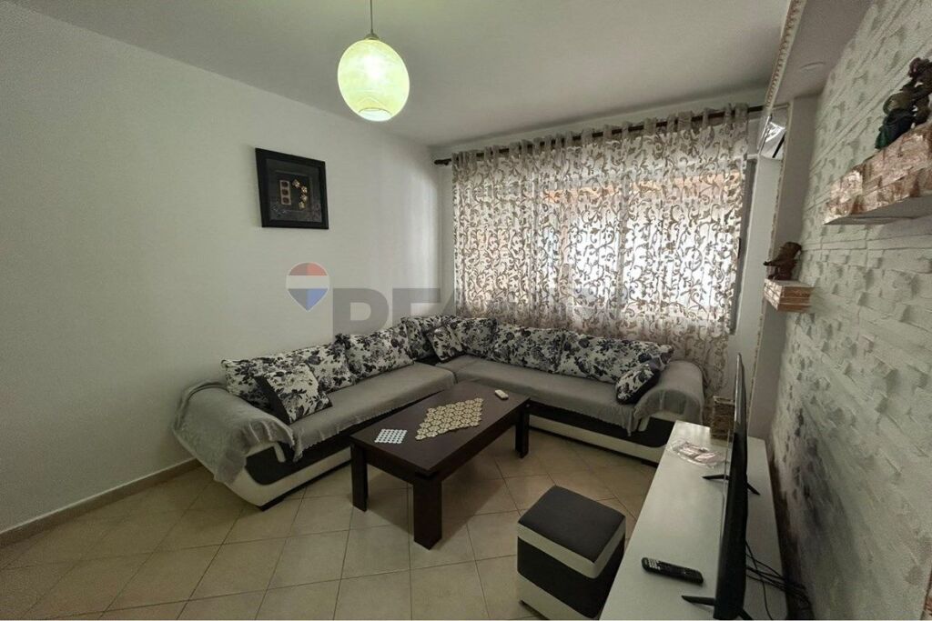 Apartament 1+1me qera Astir