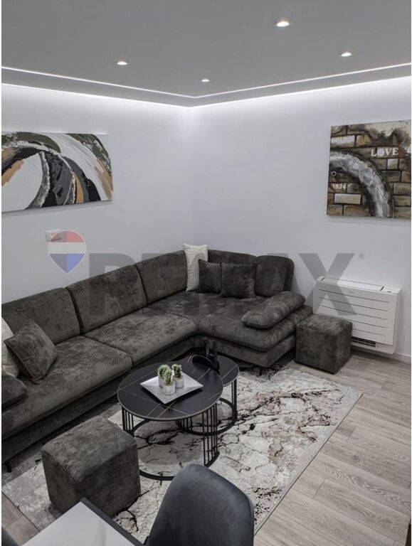Apartment 1+1 for rent at Former Durres Restaurant!