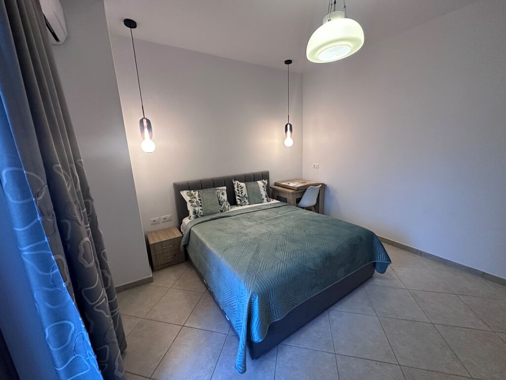 Affittasi 2+1 Viale Zogu i Pare  800€