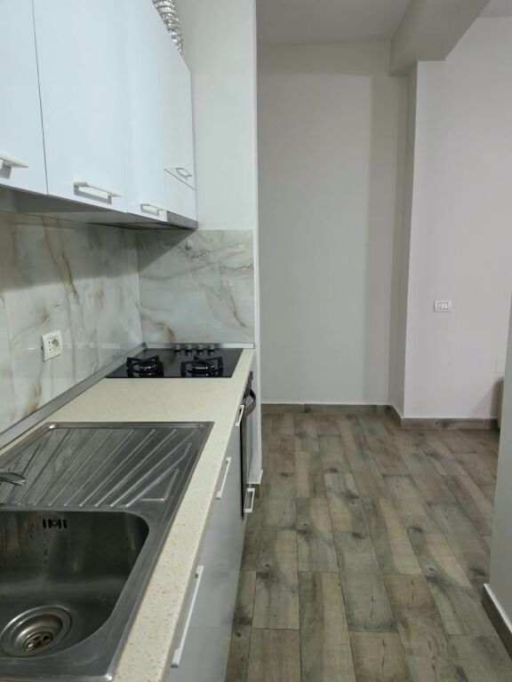 # In Affitto: Appartamento 1+1 (Piazza Wilson – Petro Nini) 📍Via Margarita Tutulani | 65 m² | 2° Piano | 650 €/Mese | Completamente Nuovo ✨️🔥