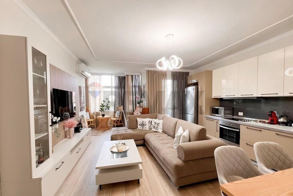 Apartment - For Rent - Bajram Curri Boulevard, Tirana