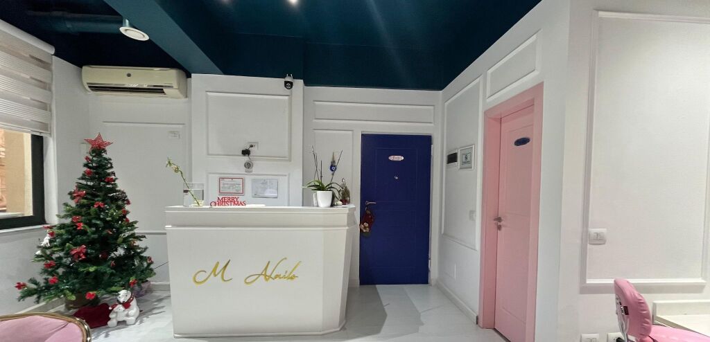 Qera | Ambjent Biznesi | Rruga Myslym Shyri | 850 €/muaj