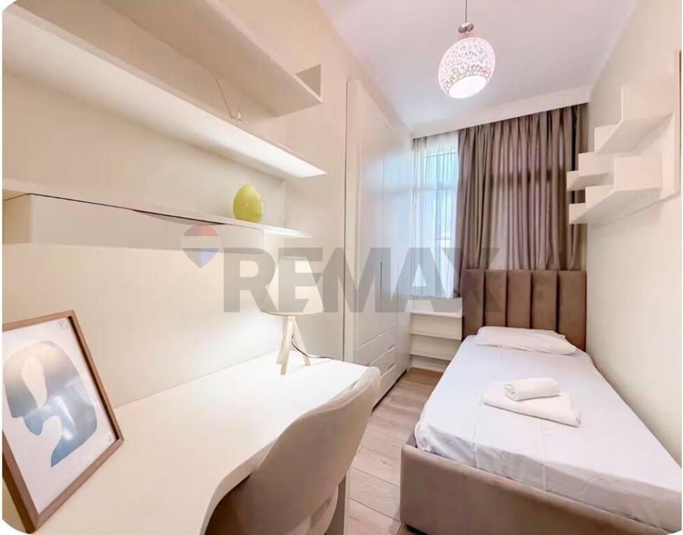Apartment - For Rent - Bajram Curri Boulevard, Tirana