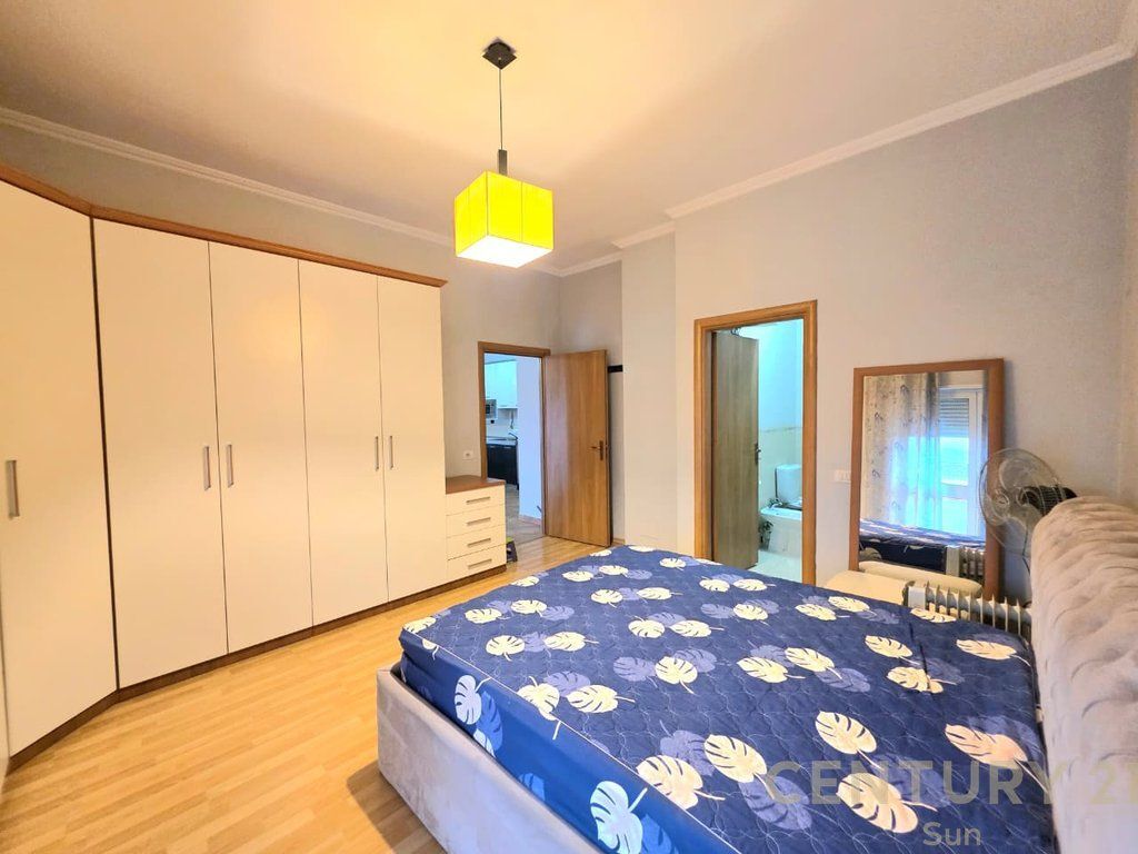 Apartament 2+2 Me Qira në Kopshtin Botanik Zoologjik, Tiranë - Çmimi: Kontaktoni | 108 m²