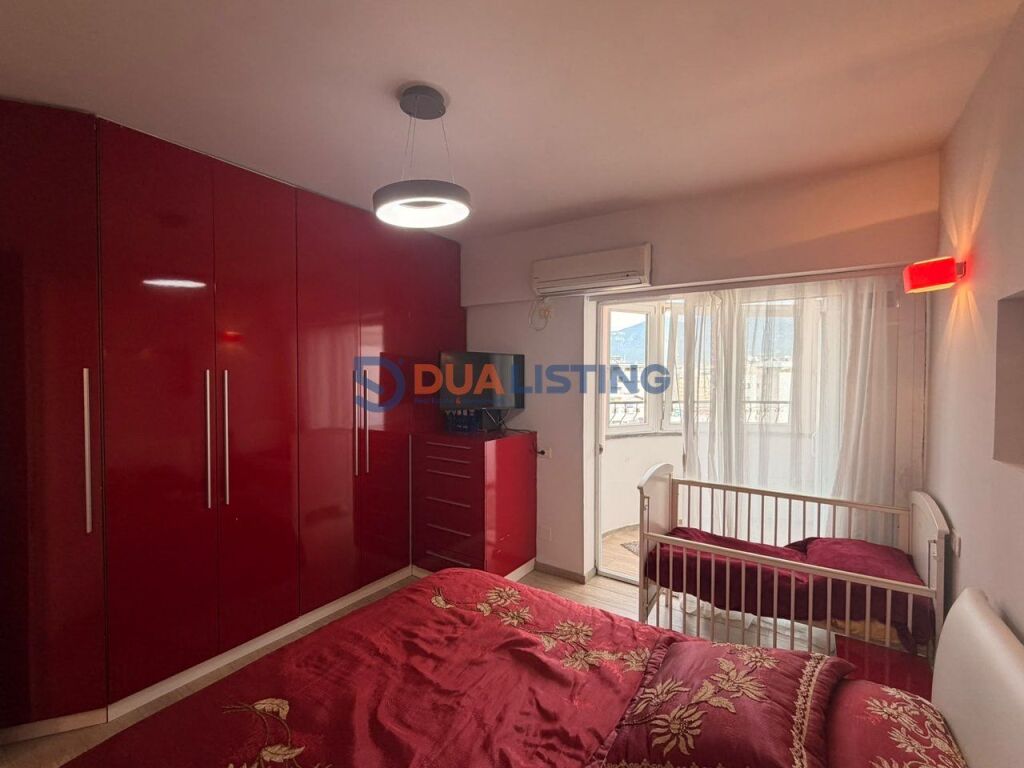 Apartament 2+1 ne shitje ne Komunen e Parisit!