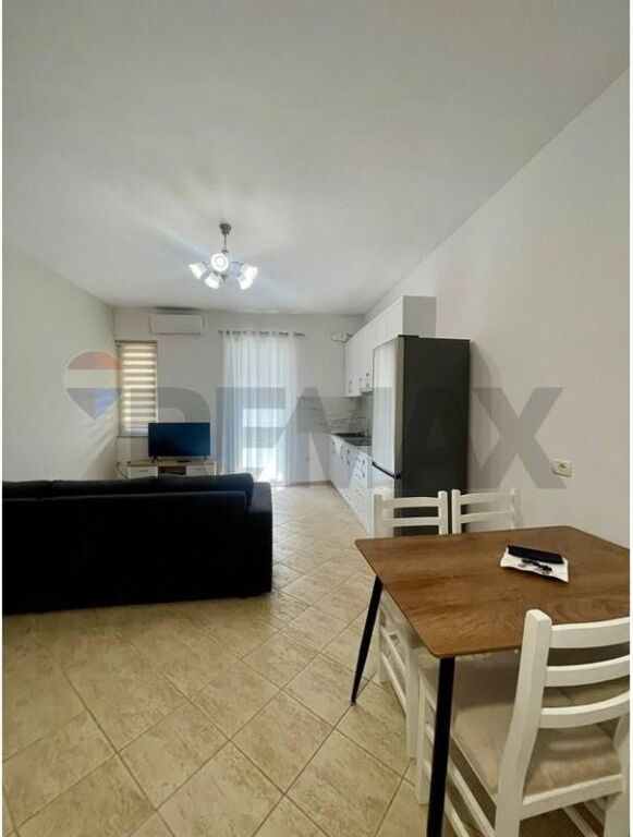 Apartament - Për Qira - Rruga Sali Butka, Tiranë