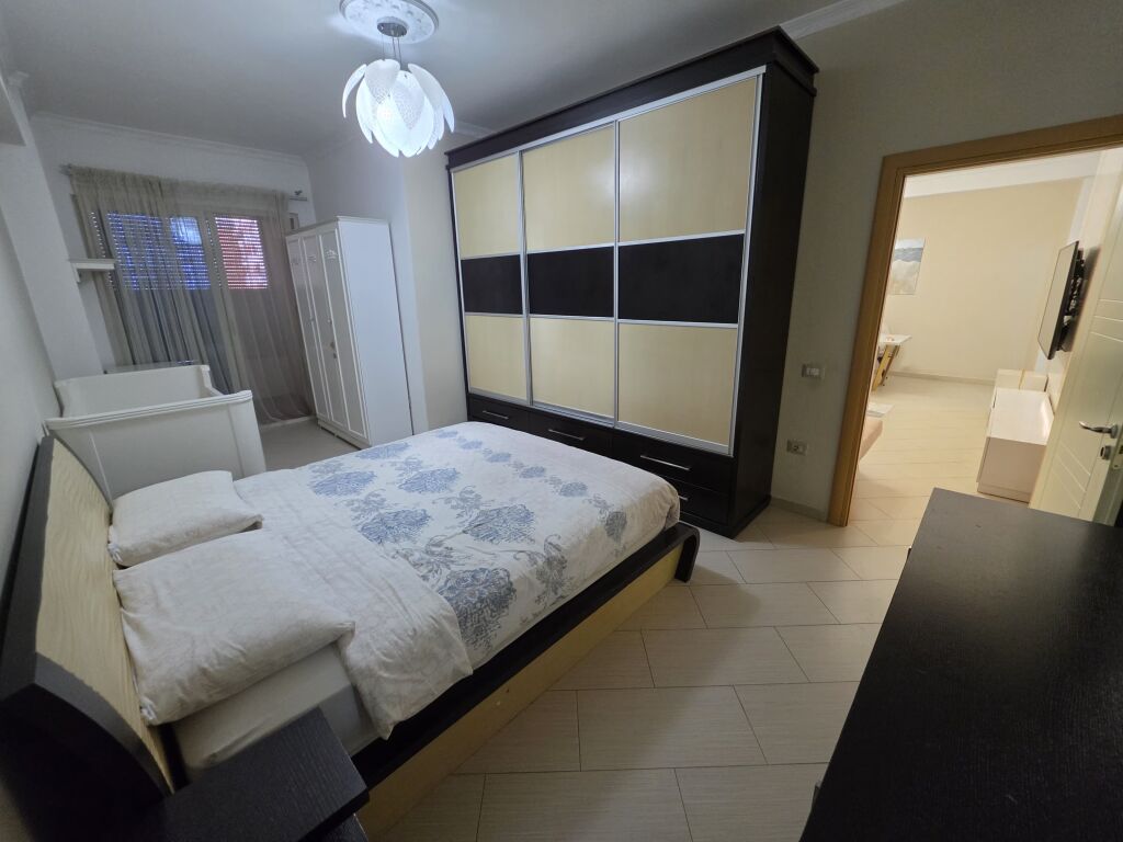 Apartament me qera 2+1 Astir