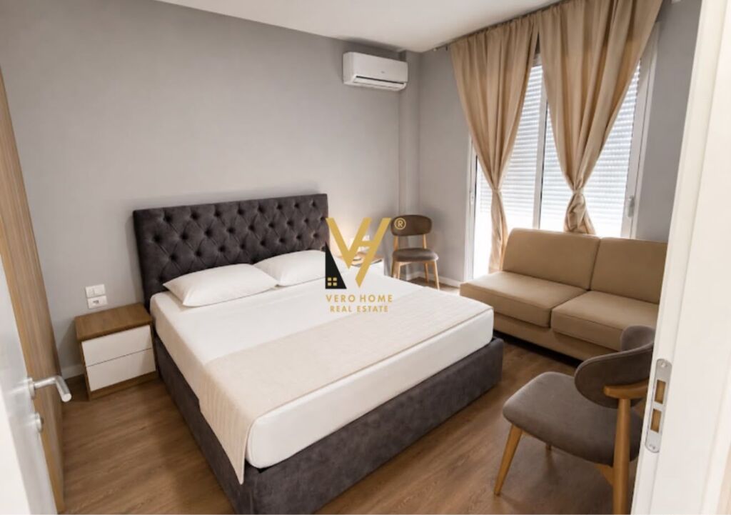 JEPET APARTAMENT 1+1+VERANDE ME QERA NE MJULL BATHORE 85.000 LEKE