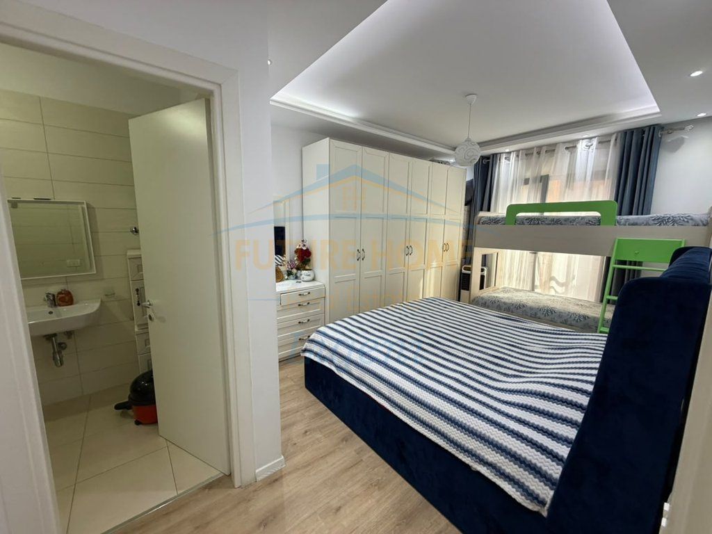 In vendita 2+1+2 Complesso Green City, Tirana