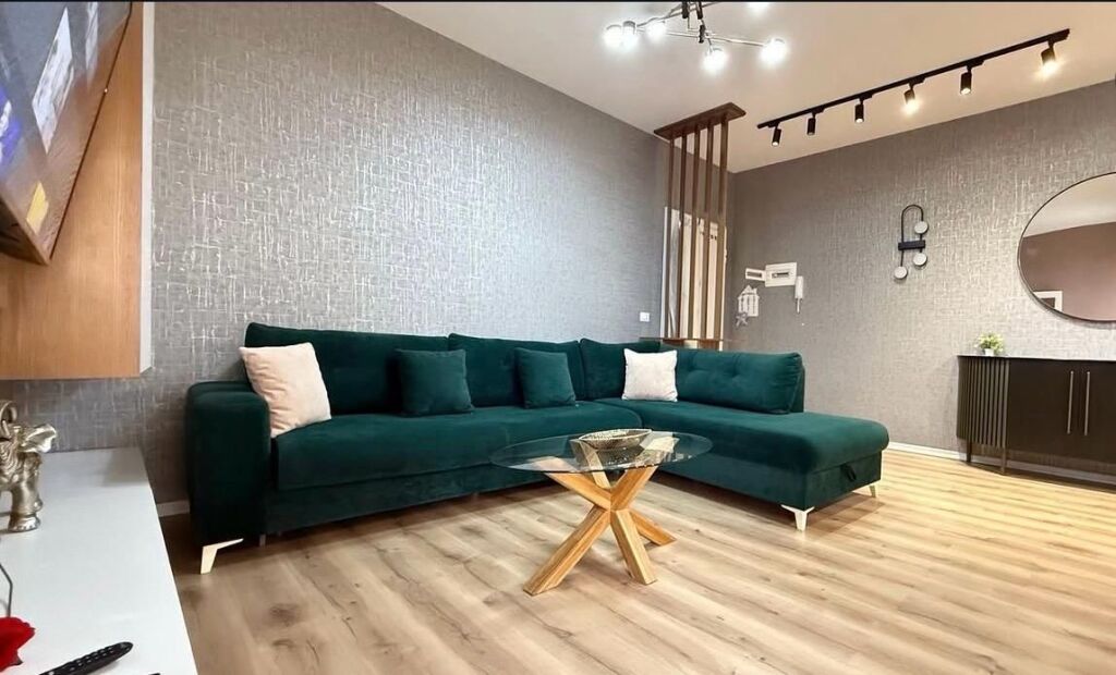 APARTAMENT 2+1 ME QIRA TEK SHKOLLA “MIHAL GRAMENO”