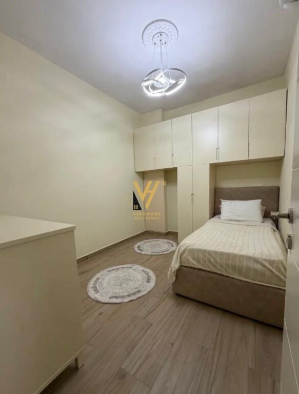 JEPET APARTAMENT 2+1+BLK ME QIRA TE RRUGA E DIBRES 1.000 EURO