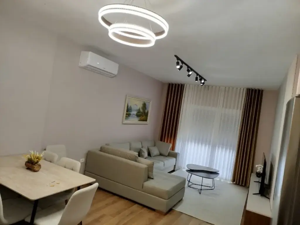 Qera | Apartament 1 + 1 | Rruga Dervish Hekali | 720 €/muaj