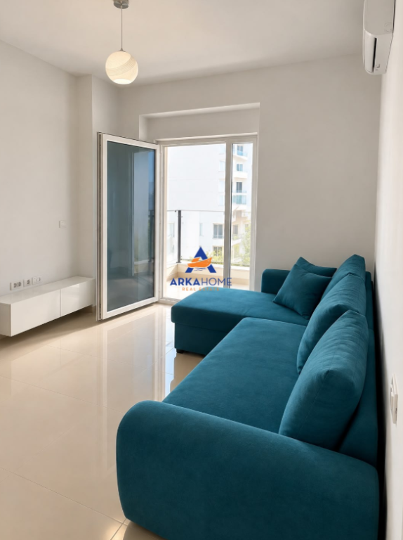 AFFITTASI APPARTAMENTO 1+1 CON BALCONE "UNIVERS CITY" 40.000 LEKE