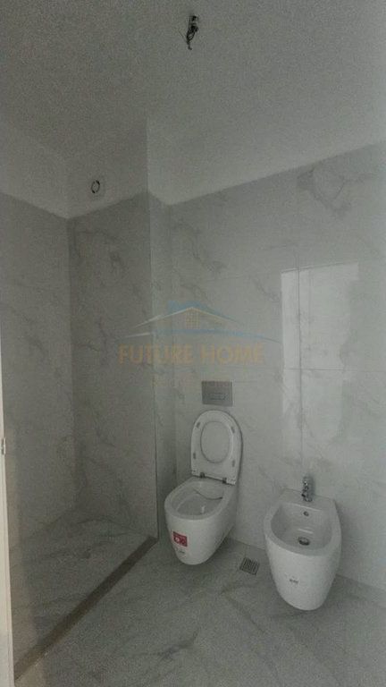 Shitet, Apartament 1+1, Unaza e Re