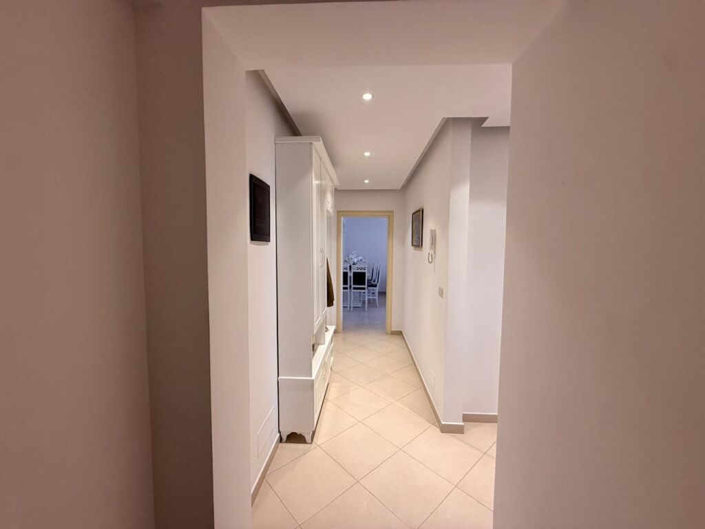 SHITET APARTAMENT 2+1+2