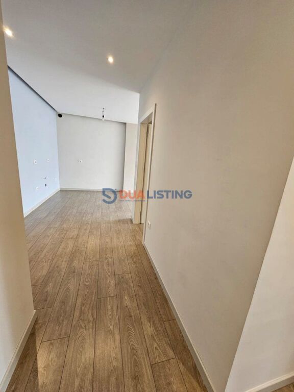 SHITET APARTAMENT 2+1 DHE GARSONIERE ZOGU I ZI, TIRANË