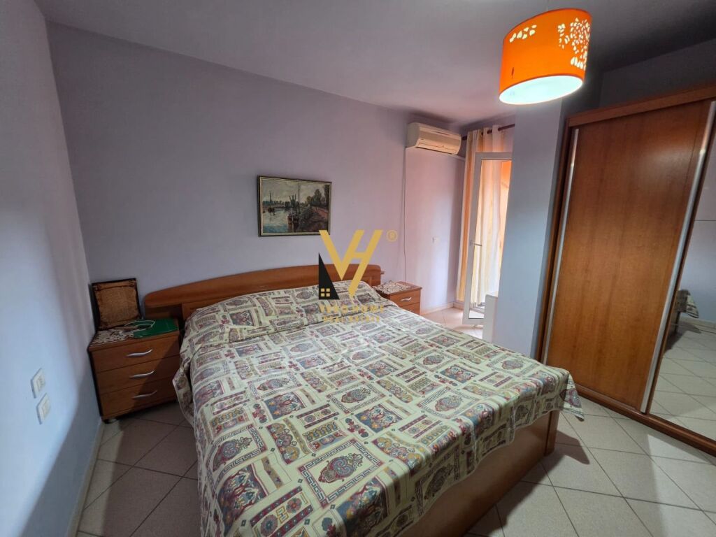 JEPET APARTAMENT 2+1+2+2BLK ME QIRA TE ARENA CENTER 2.000 EURO