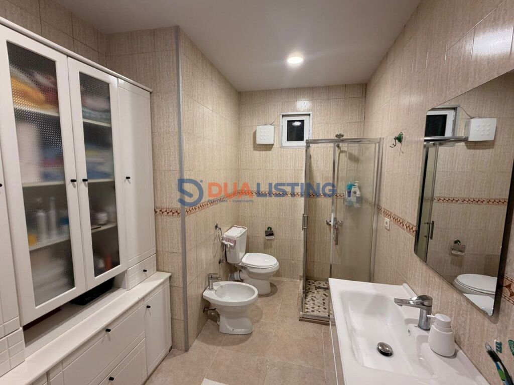 Apartament 2+1 ne shitje ne Komunen e Parisit!