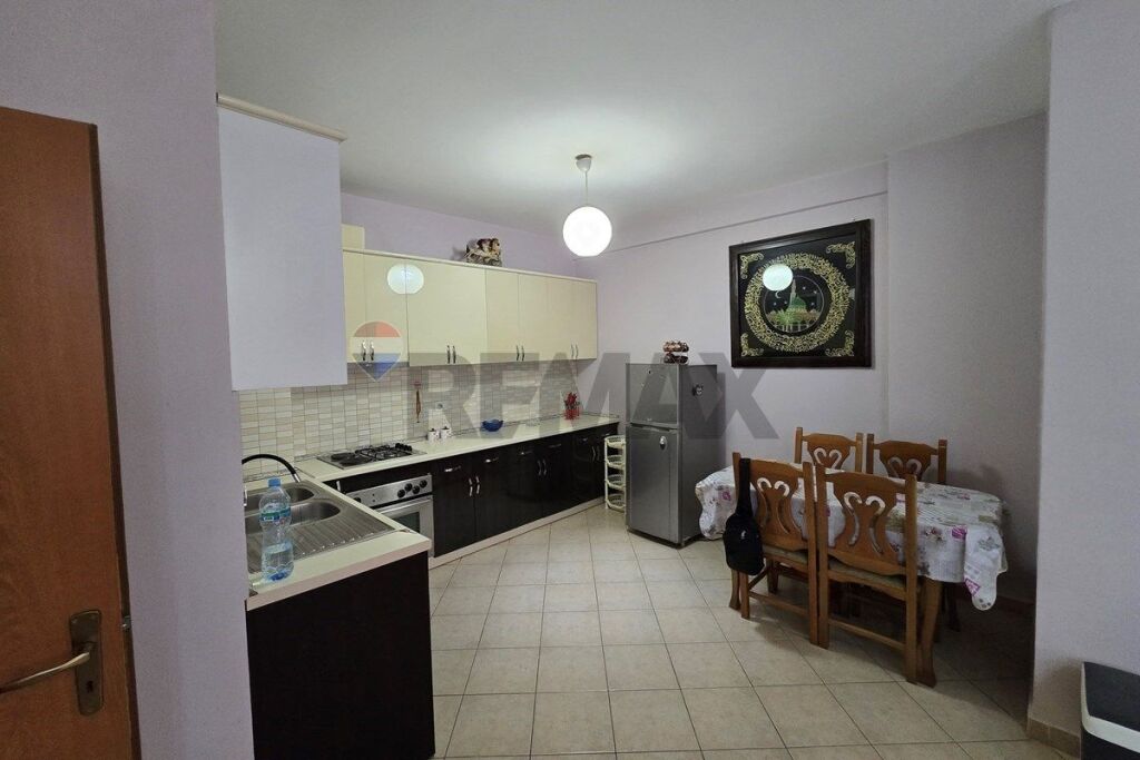 Apartament 1+1me qera Astir