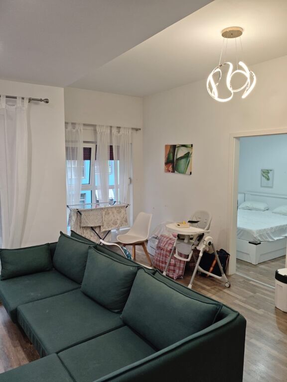 Jepet me Qera Apartament 1+1 Mangalem, Ali Dem