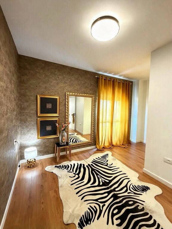 Shitet Apartament 2+1📍Don Bosko, buze rruge