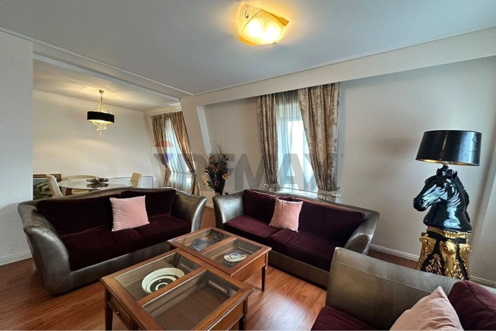 Apartment 2+1+2+Parking for rent Blloku