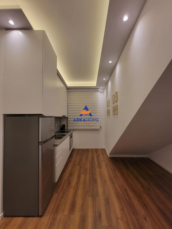 AFFITTASI APPARTAMENTO 1+1+BALCONE "VIA DI DURRËS" 600 EURO