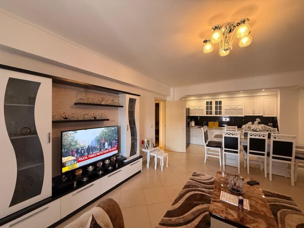 SHITET APARTAMENT 2+1+2
