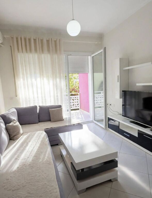 Affittasi appartamento 2+1 Giardino Botanico 600 euro