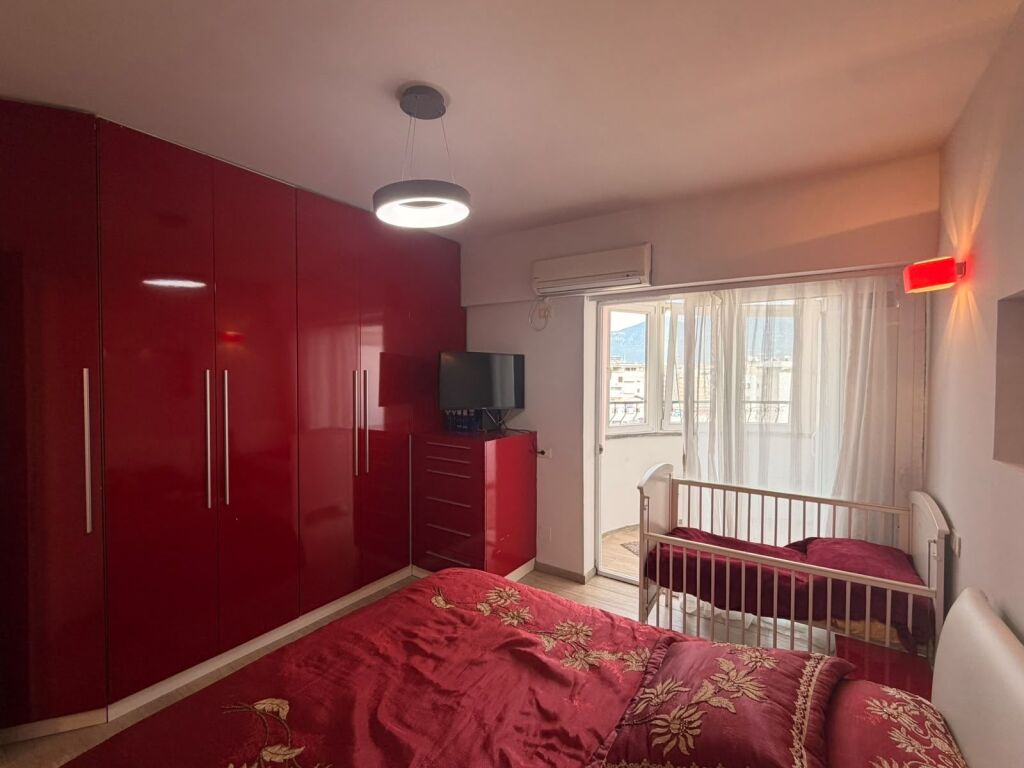 Paris Commune, apartment 2+1 for sale