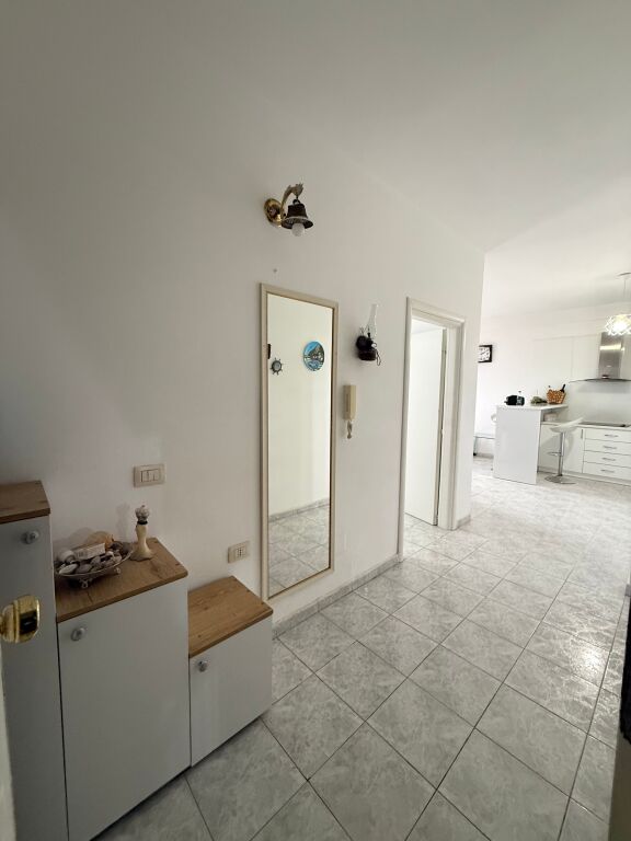 🌊 SHITET SUPER APARTAMENT ME PAMJE NGA DETI – PLAZH ILIRIA, DURRËS