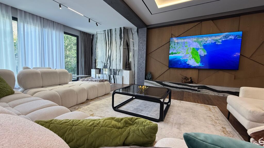 LUXURY DUPLEX FOR RENT NEAR TEG