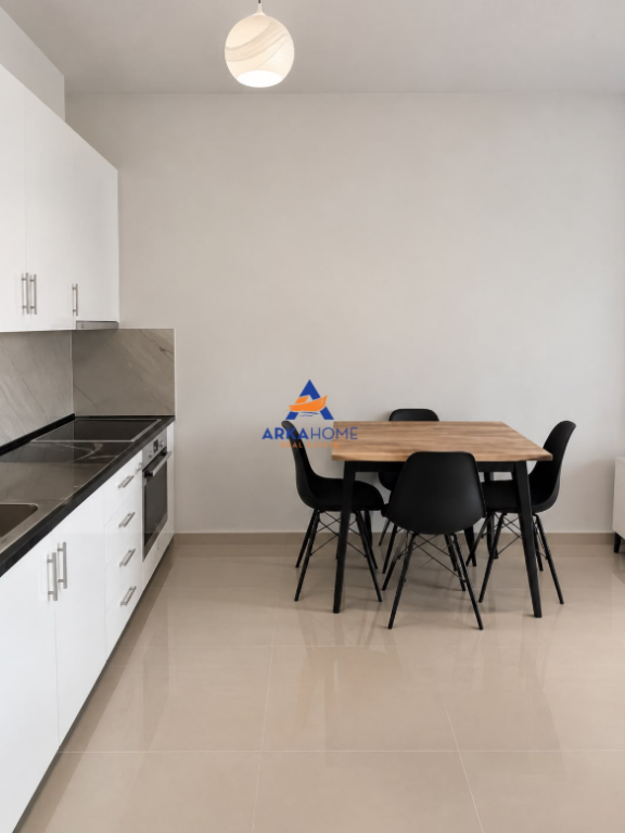 AFFITTASI APPARTAMENTO 1+1 CON BALCONE "UNIVERS CITY" 40.000 LEKE