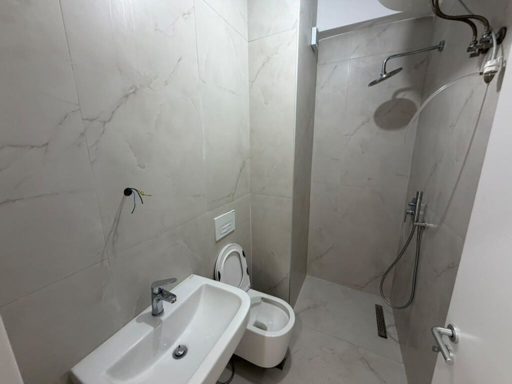 🏡 **APPARTAMENTO 1+1 IN AFFITTO – ALI DEMI**