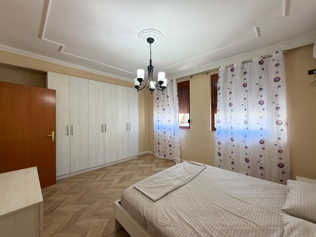 For rent 4+1 apartment ex Exhibition, near the ring Gjergj Fishta Boulevard