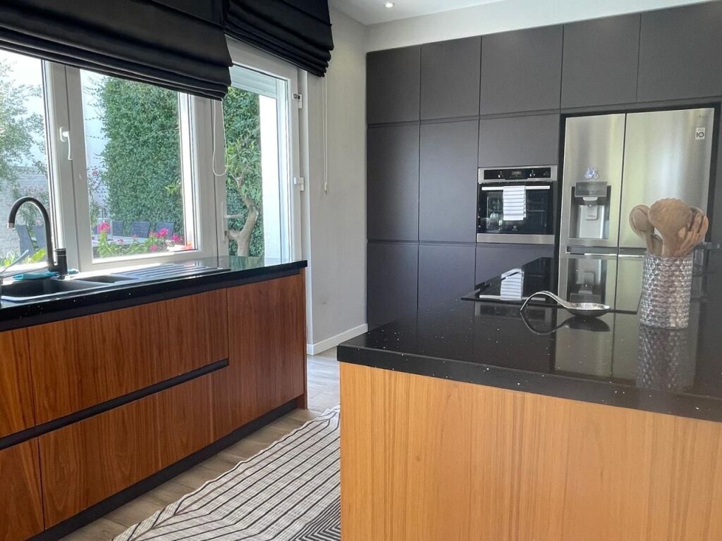 Qera | Vilë 3 + 1+parkim + pishine | Rezidenca Kodra e Diellit 2 | 2200 €/muaj