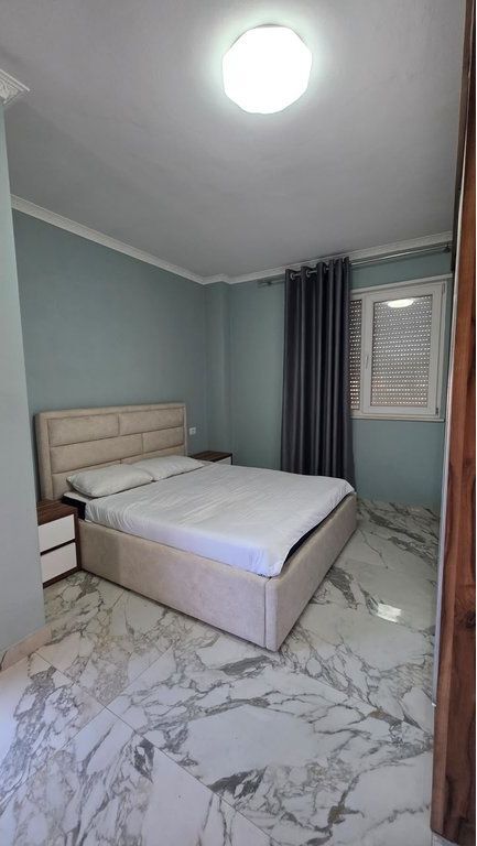 Affitto, Appartamento 2+1, Via Dibra, Tirana.    70.000 Lek