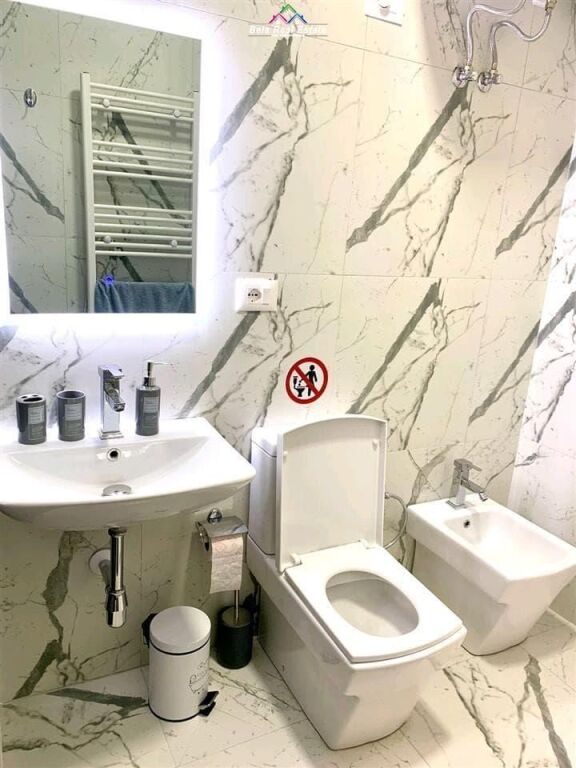 Apartament 1+1 Me Qera Tek Stacioni i Trenit (ID B211292) Tirane