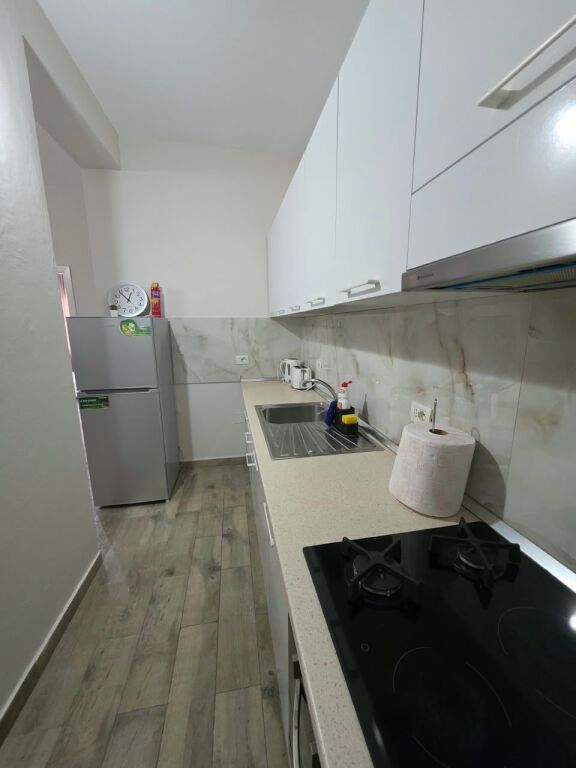 # In Affitto: Appartamento 1+1 (Piazza Wilson – Petro Nini) 📍Via Margarita Tutulani | 65 m² | 2° Piano | 650 €/Mese | Completamente Nuovo ✨️🔥