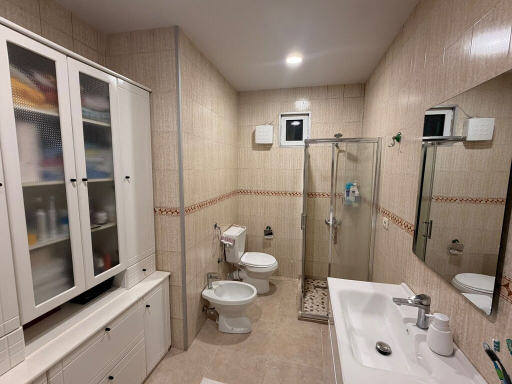 Apartament 2+1 per shitjen Paskuqan